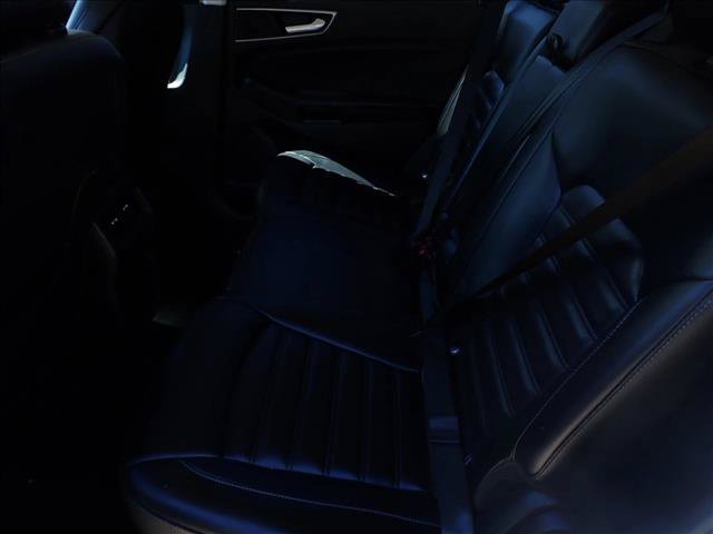 Used 2024 Ford Edge SEL AWD/4WD image 9