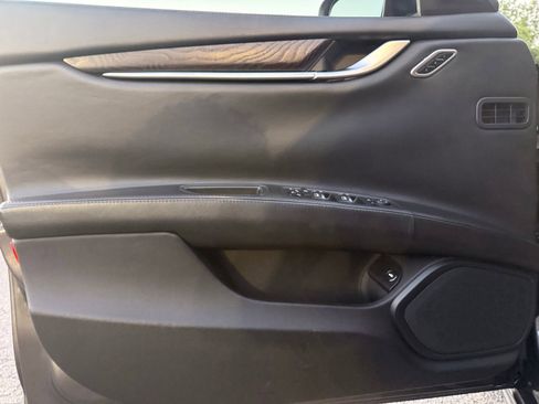 Used 2015 Maserati Ghibli RWD image 13