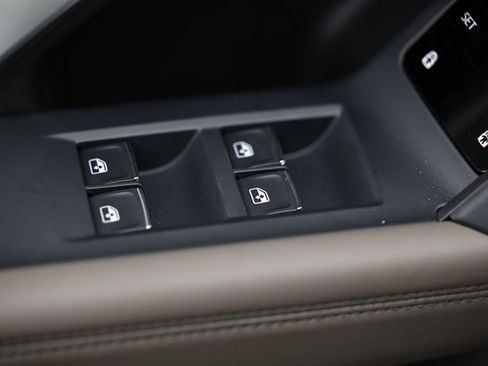 New 2025 Audi Q5 Prestige image 17