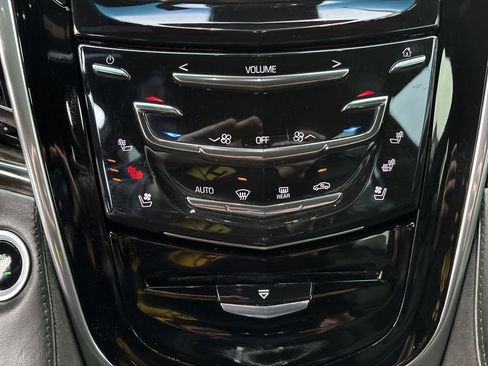 Used 2019 Cadillac Escalade Platinum image 23