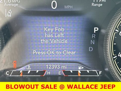 Used 2022 Jeep Cherokee Latitude Lux AWD/4WD image 29