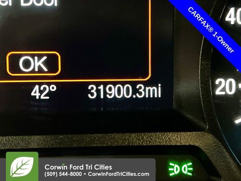 Used 2020 Ford Edge SE image 2