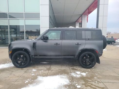 Used 2023 Land Rover Defender 110 Carpathian Edition image 4