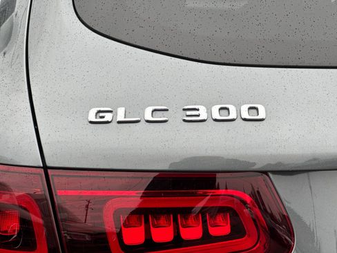 Certified 2021 Mercedes-Benz GLC 300 4MATIC image 25