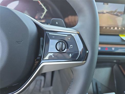 Used 2025 BMW X3 xDrive30i w/ Convenience Package image 30