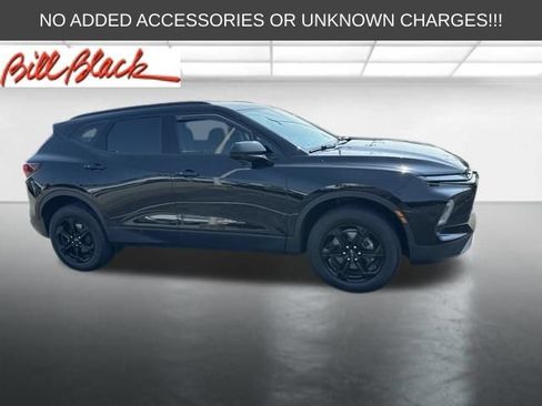 Used 2023 Chevrolet Blazer LT w/ Convenience Package FWD image 5