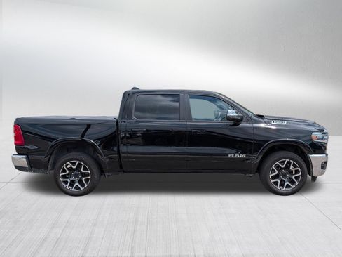 Used 2025 RAM 1500 Laramie AWD/4WD image 8