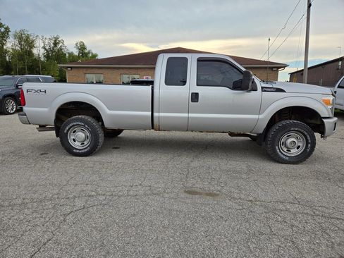 Used 2012 Ford F250 XL AWD/4WD image 4