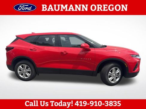 Used 2021 Chevrolet Blazer LT FWD image 2