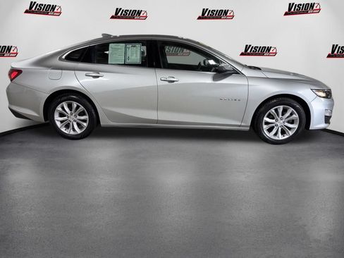 Used 2019 Chevrolet Malibu LT FWD image 3