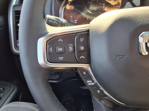 Used 2025 RAM 1500 Big Horn AWD/4WD image 12
