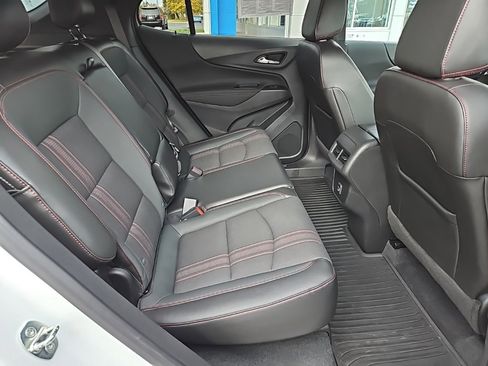 Used 2022 Chevrolet Equinox RS image 26