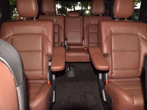 New 2025 Lincoln Navigator L Reserve image 21