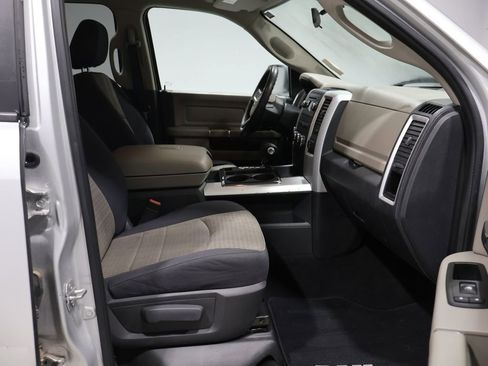 Used 2009 Dodge Ram 1500 Truck SLT w/ Remote Start & Security Group image 22