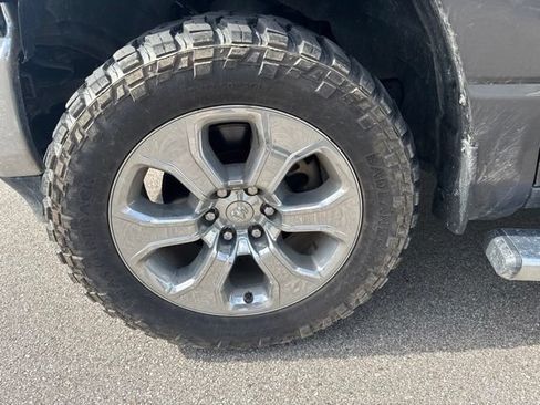 Used 2021 RAM 1500 Big Horn AWD/4WD image 6
