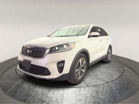 Used 2019 Kia Sorento EX image 3