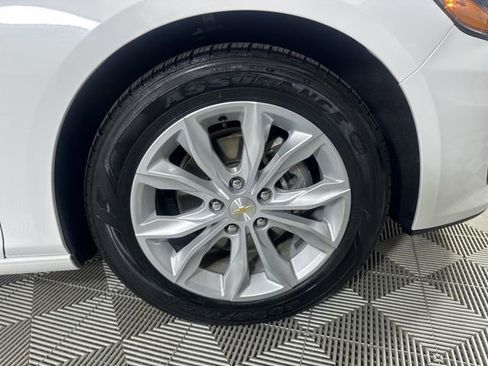 Used 2024 Chevrolet Malibu LT image 6