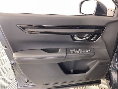 Used 2025 Honda CR-V EX-L image 16