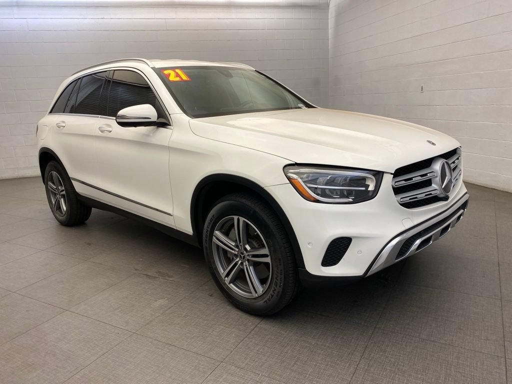 Used 2021 Mercedes-Benz GLC 300 image 4