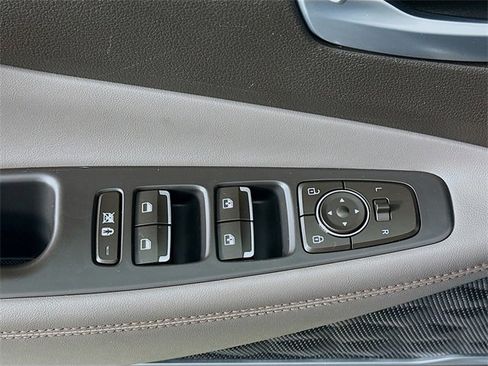 Used 2019 Hyundai Santa Fe Limited image 20
