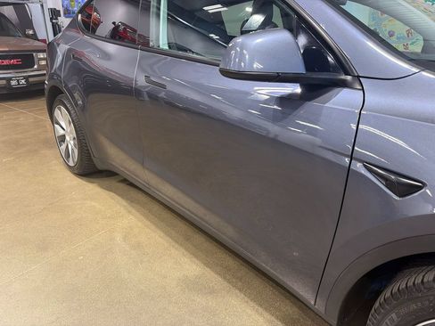 Used 2023 Tesla Model Y Long Range AWD/4WD image 76