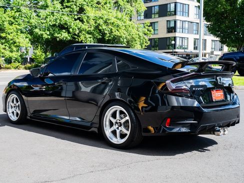 Used 2019 Honda Civic Sport image 4