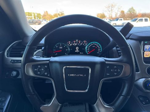 Used 2019 GMC Yukon Denali w/ Denali Ultimate Package image 27