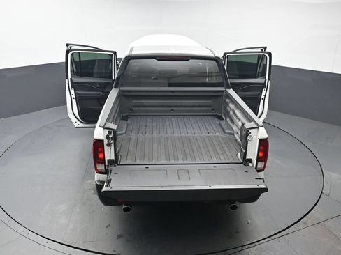 Used 2025 Honda Ridgeline Sport image 46