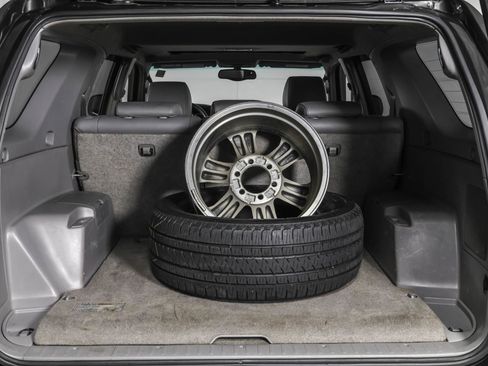 Used 2006 Toyota 4Runner Limited image 39