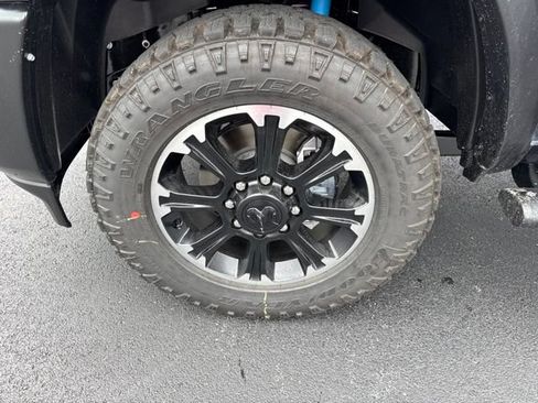 New 2026 RAM 2500 Warlock AWD/4WD image 16