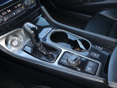 Used 2020 Nissan Maxima 3.5 SV w/ Floor Mat Group FWD image 23