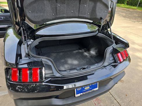 Used 2024 Ford Mustang Coupe image 21