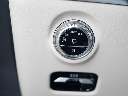 New 2026 Mercedes-Benz C 300 4MATIC Sedan image 25