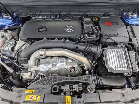 Used 2026 Mercedes-Benz GLB 250 image 14