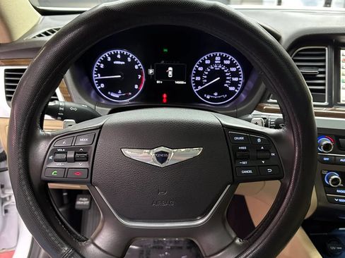 Used 2015 Hyundai Genesis 3.8 w/ Option Group 02 RWD image 16