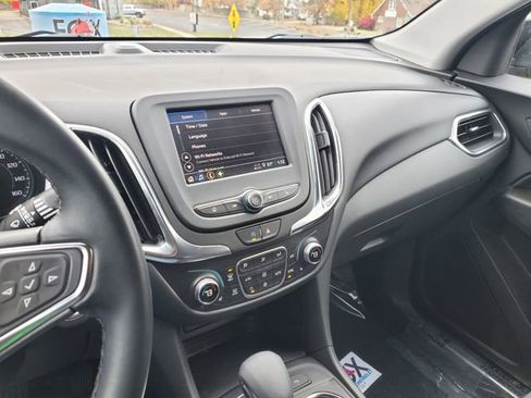 Certified 2024 Chevrolet Equinox LT w/ LPO, Floor Liner Package image 29