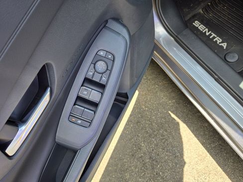 New 2026 Nissan Sentra SV FWD image 17