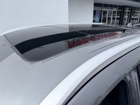 Used 2022 INFINITI QX60 Luxe w/ Cargo Package image 10