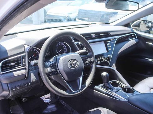 Used 2018 Toyota Camry LE FWD image 22