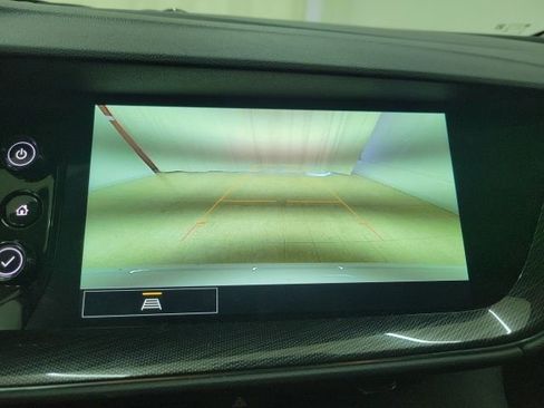 Used 2022 Buick Envision Preferred FWD image 27