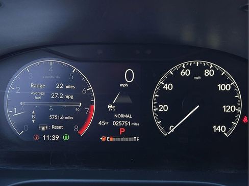 Used 2025 Honda HR-V LX image 19