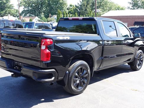 Used 2024 Chevrolet Silverado 1500 Custom AWD/4WD image 3