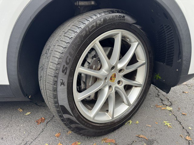 Used 2019 Porsche Cayenne AWD/4WD image 44
