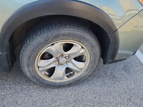 Used 2014 Subaru Forester 2.5i image 2