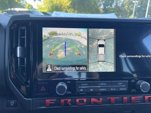 New 2025 Nissan Frontier PRO-4X w/ Pro Convenience Package image 13