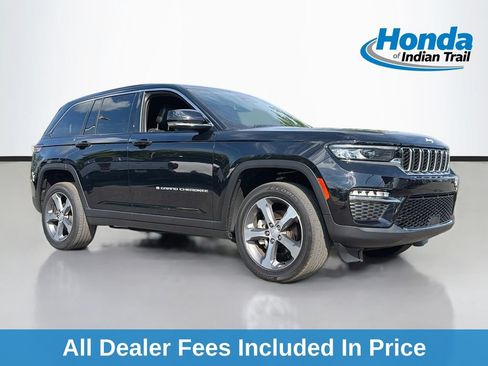 Used 2024 Jeep Grand Cherokee Limited AWD/4WD image 1