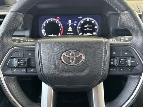 Used 2026 Toyota 4Runner 4WD image 27