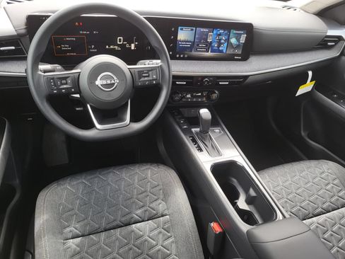 New 2026 Nissan Kicks SV w/ Cold Weather Package FWD image 15