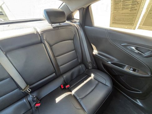 Used 2024 Chevrolet Malibu LT image 37