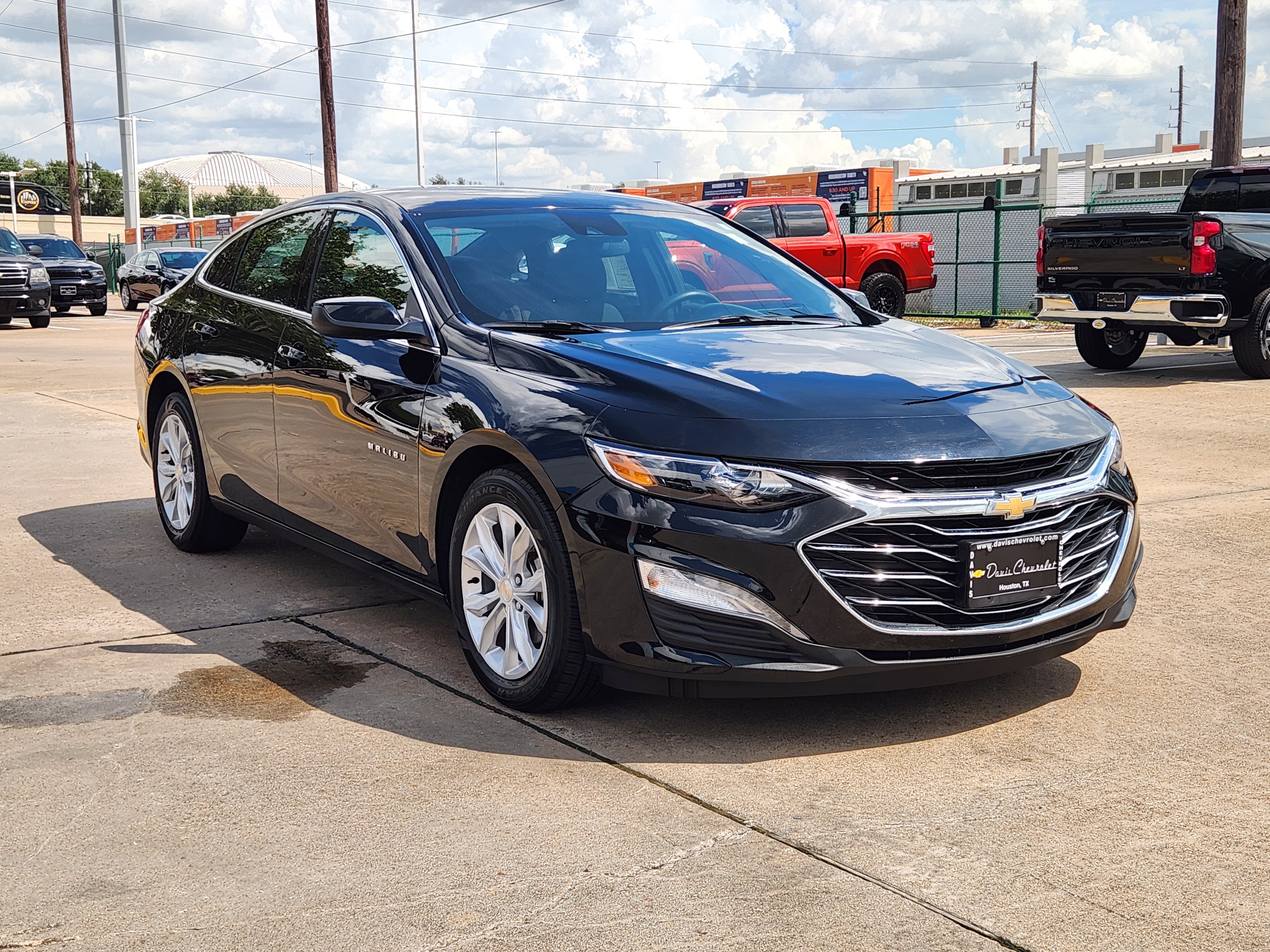 Certified 2025 Chevrolet Malibu LT FWD image 4
